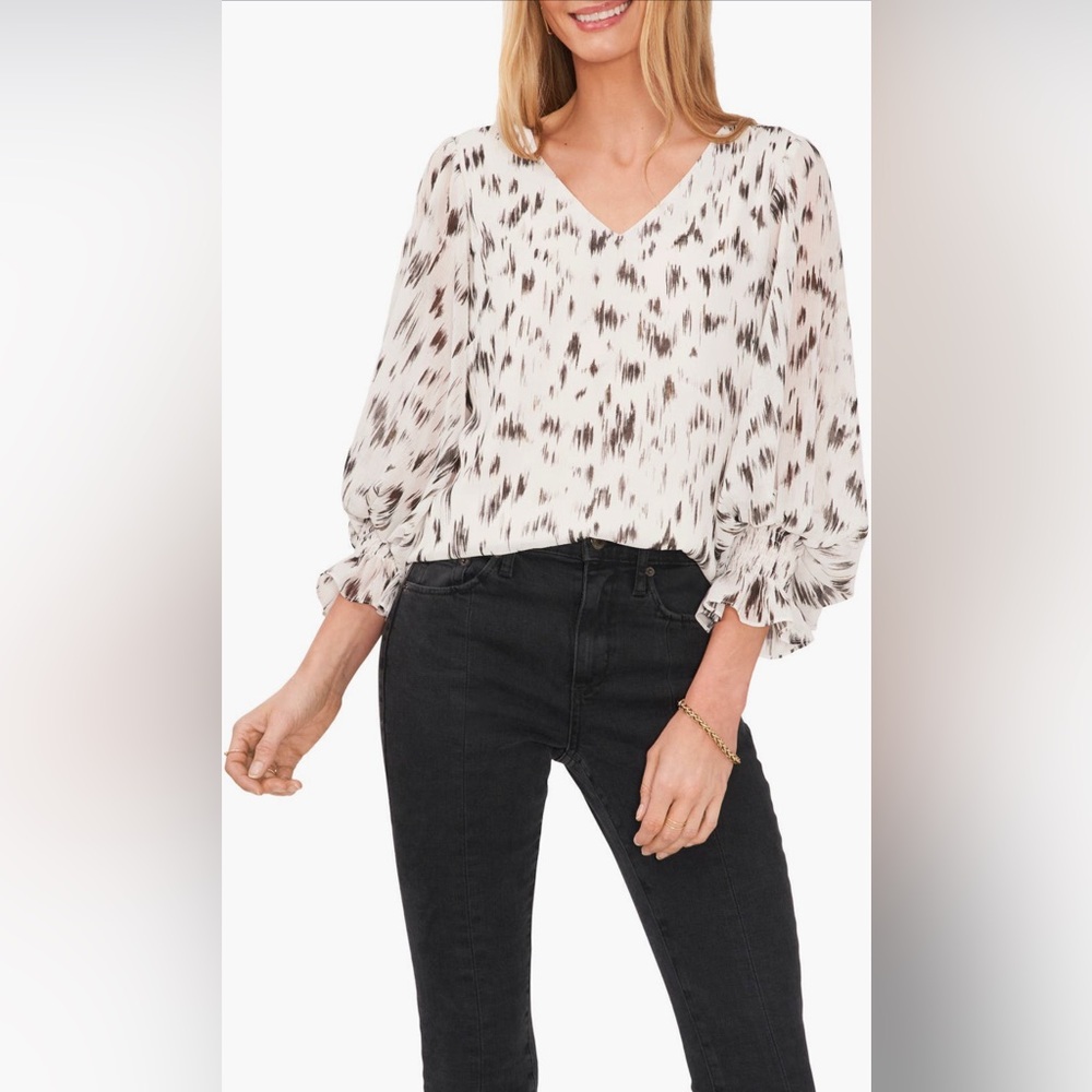 Vince Camuto V-Neck Smock Cuffed Blouse - Picture 3 of 5